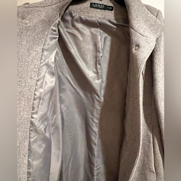 Ralph Lauren Wool Coat, Faux Leather Clasps, size 10 - Picture 5 of 9